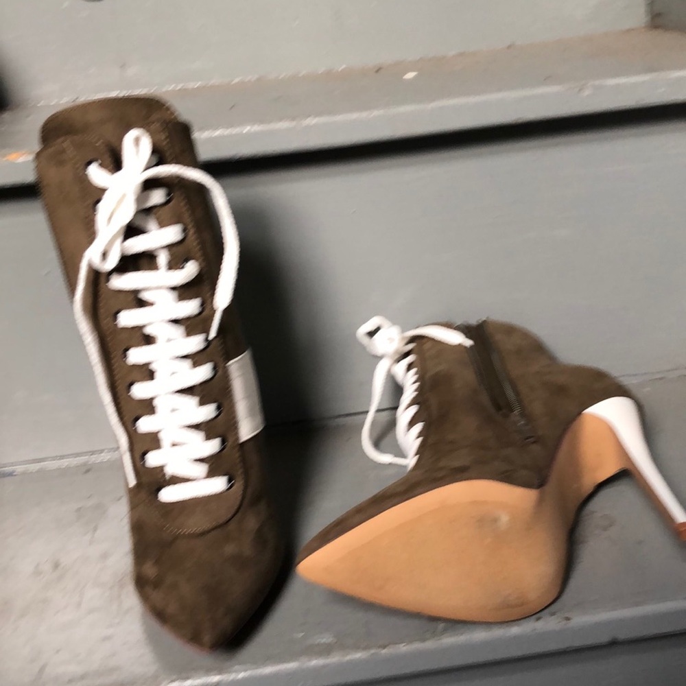 Booties - Picture 3 of 4